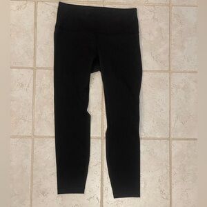 lululemon Wunder Train 25” *Ribbed in Black, size 8